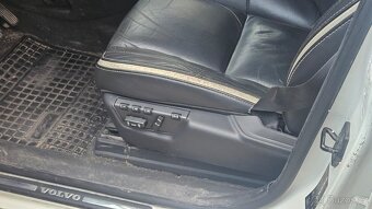 VOLVO XC90 D5 2011, 7MÍSTNÉ,WEBASTO, R-DESIGN, 4x4 AWD - 14