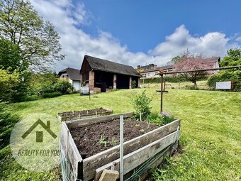 Prodej krásného rodinného domu/chalupy v Rovensku pod Troska - 14