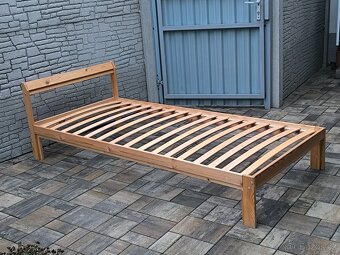 Prodám dřevěnou postel + Matrací 90cm x 200cm - 14