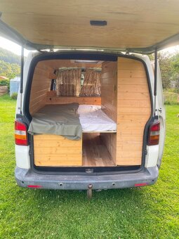 2003 Volkswagen t5 obytná dodávka - 14