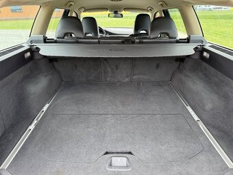 VOLVO V70 2.4 D5 136KW //2008 MOMENTUM MANUAL KŮŽE SERVISKA - 14