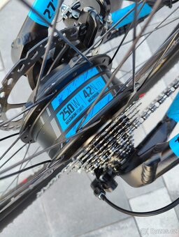 Rockrider E-ST500 (Decathlon) M na 175-185 cm kola 27,5 - 14