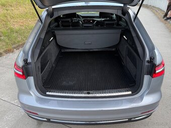 Audi A6 Avant 2.0 TDI Quattro - 14