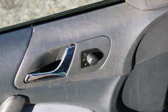 Škoda Octavia, 1,6i 74KW, r.v. 2000, STK 3/2027 - 14