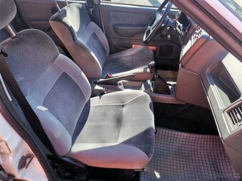 Ford Sierra 2.0i 74kw OHC CLX Combi - 14