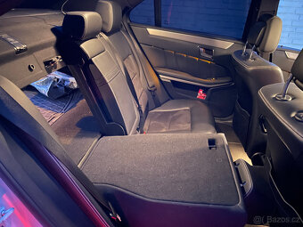 Mercedes-Benz E 300 Bluetec HYBRID Distronic+ AMG - 14