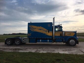 Freightliner FLC 1985 - výborný stav - 14