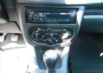 Peugeot 206 1,1 i 44 kW PLUS Serviska benzín - 14