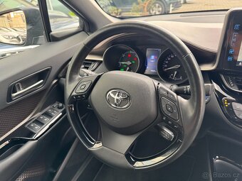 Toyota C-HR Hybrid 1.8 72kW Aut. 78tkm Keyless par. kamera - 14