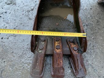 Minibagr Caterpillar 301.8 - 14