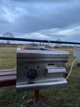 Gastro Mrazák + Sporák + gril - 14