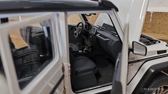 Model Mercedes-Benz G500 4×4², 1:18, AutoArt 76316 - 14