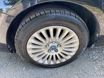 Ford Focus 1.6 i Navigace, Senzory, ALU - 14