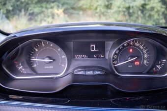 Peugeot 2008 - 14