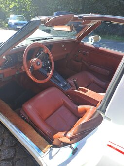 Cevrolet Corvette C3 V8 5,7 - 14