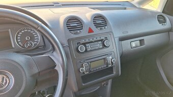 VW Caddy 1,6 TDi - 14