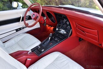 Chevrolet Corvette C3 5.7 V8 TARGA - 14
