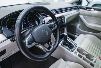 Volkswagen Passat b8 2020 2.0TSI 140kW Elegance CZ 1.maj - 14