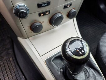 SLEVA Prodám opel astra H combi 1,3 cdti 66kW - 14