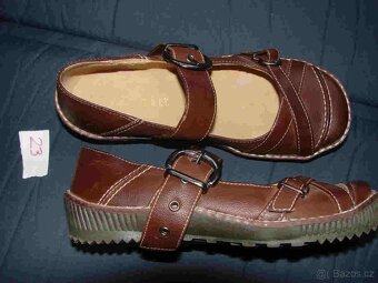 Výprodej od 50kč Dětské boty. Mix dívčích/chlapeckých botek - 14