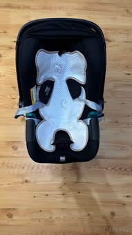 RÖMER Baby-Safe 3 + základna - 14