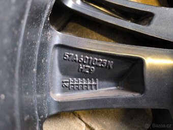 Sada originálních kol Škoda Karoq 215/55 R17 Triton - 14