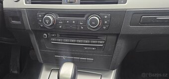 BMW 320i 125kw Automat - LCI - Kůže, Velká NAVI, Panorama - 14