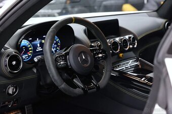 Mercedes-Benz AMG GT R PRO - 14