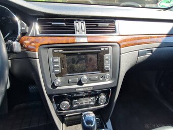 Škoda Superb 2 combi 2,0 TDI facelift, navi, xenony - 14