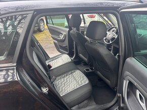 Škoda Fabia kombi 1,6i 16V  77kW, r.v. 2008 - 14