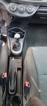 Toyota Yaris - 14