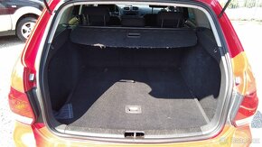 VOLKSWAGEN Golf Variant 1,6TDI Comfortline 77kw ČR - 14