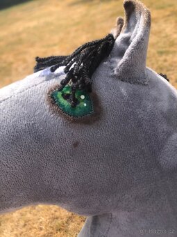 Hobby horse šedý grošák - 14