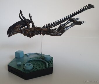 Alien votrelec zbierka - 14