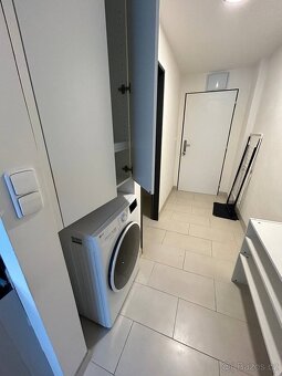 byt (loft) 2+kk, 45m2 v ul. Poděbradská, Praha 9 - Vysočany - 14
