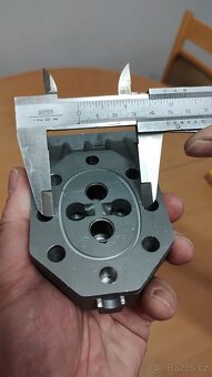 Štípač dříví 4 a 5 tun – hydraulické čerpadlo – NOVÉ - 14