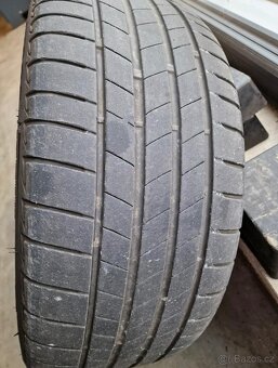 VW T6 Alukola Springfield letní pneu 255/45 R18 - 14