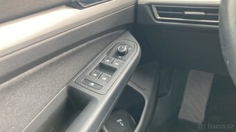 Volkswagen Golf VIII Variant Life eTSI - 14