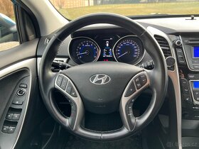 Hyundai i30/1.6 GDI/99kw/118 500km/2012/po servisu - 14