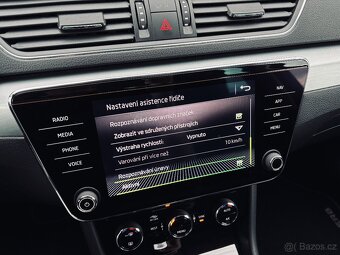 ŠKODA SUPERB COMBI III 2.0TDI 110KW DSG 2018 ACC - 14