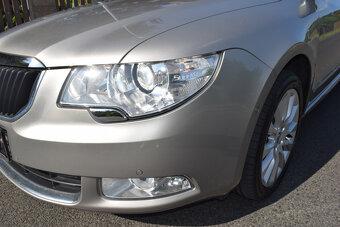 Škoda Superb 2 Kombi 1.8 Turbo, Webasto, Xenony, DSG, záruka - 14