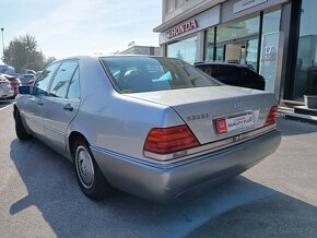 MERCEDES-BENZ 300 SE - 14