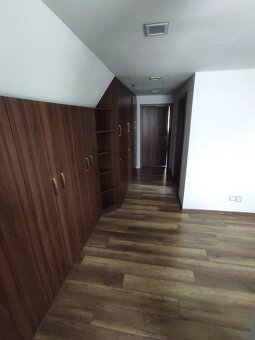 Prodej RD 120m2 Karlovy Vary - Stará Role - 14