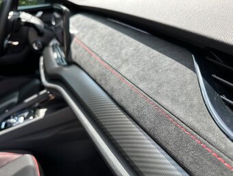 Octavia 4 2.0 tsi rs  tovární Zaruka - 14