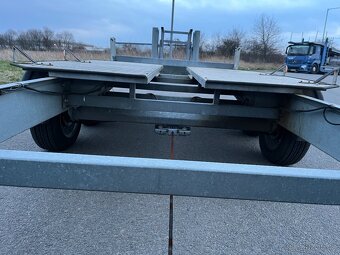Bržděný dvouosý přívěs Eurotrailers / Autovia - 14