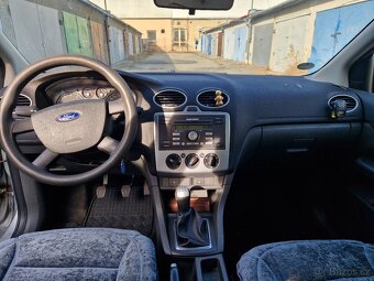 Prodám Ford Focus, 2005, 1,6 benzin, Rezervace - 14
