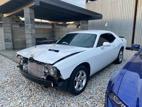 Dodge Challenger 3.6  V6  2017  lehce bourany - 14