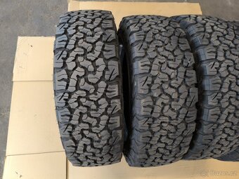 225/65 R17 BFGOODRICH - 14