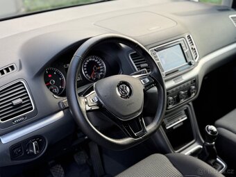 VW SHARAN 2.0 TDI 110KW WEBASTO KAMERA ACC XENON M2021 - 14