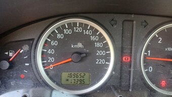Nissan Almera 1.5 2005 - 14